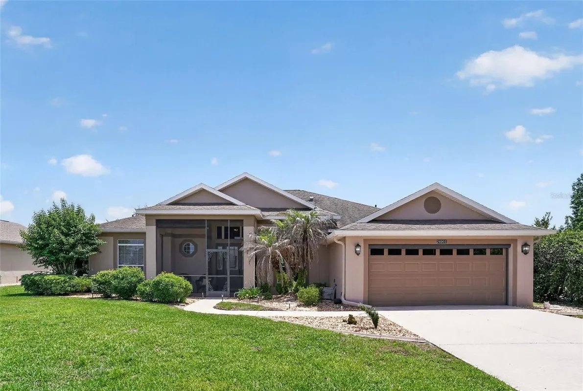 Property Slideshow image 1 of 30 | 24001 robinwood st, Leesburg, FL, 34748