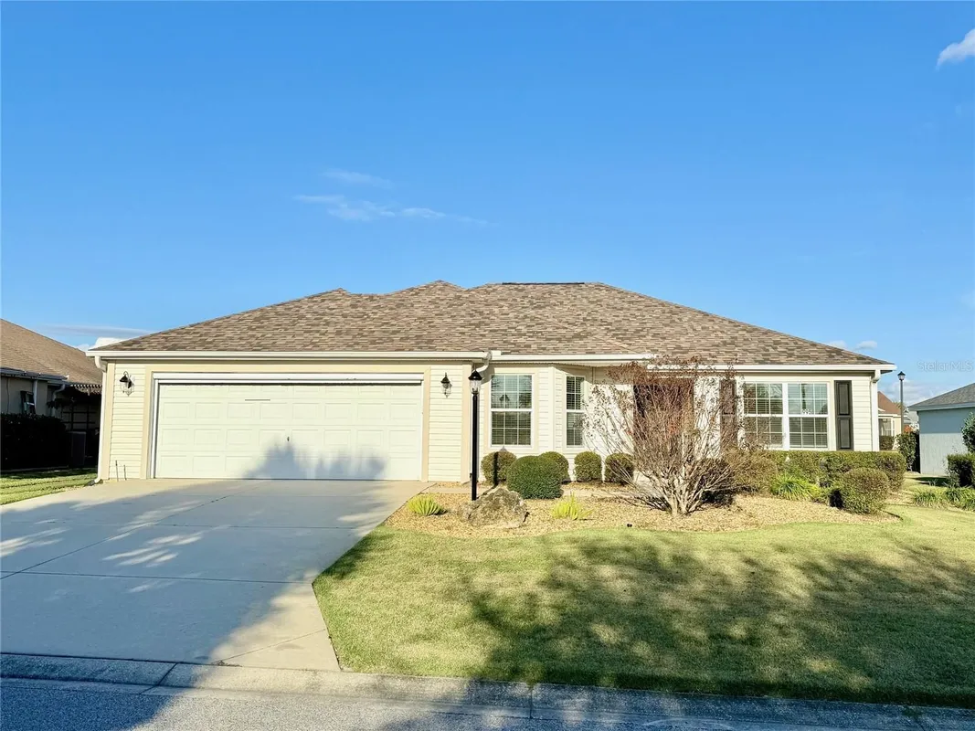 Property Slideshow image 1 of 39 | 995 joiner pl, The Villages, FL, 32162