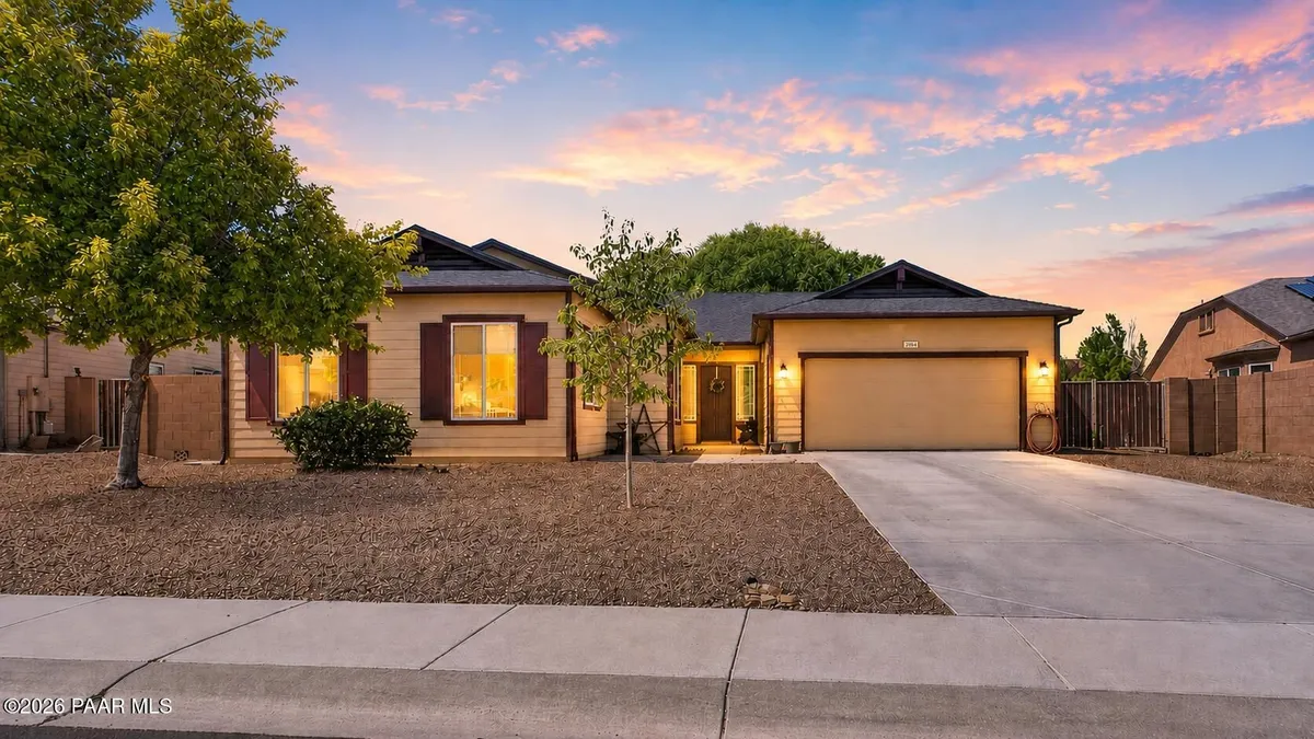 Property Slideshow image 1 of 54 | 7892 e mesteno rd, Prescott Valley, AZ, 86315