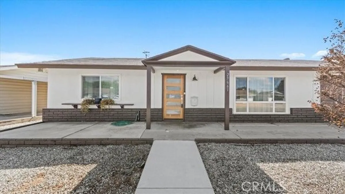 Property Slideshow image 1 of 42 | 29661 thornhill dr, Menifee, CA, 92586