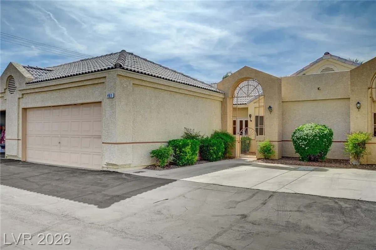 Property Slideshow image 1 of 50 | 461 purple finch dr, Las Vegas, NV, 89107