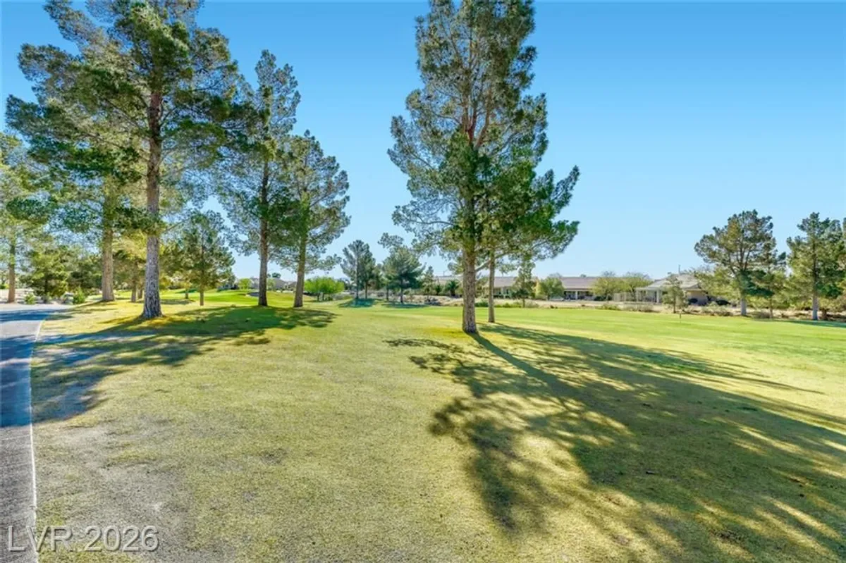 Property Slideshow image 1 of 43 | 3219 kingbird dr, North Las Vegas, NV, 89084