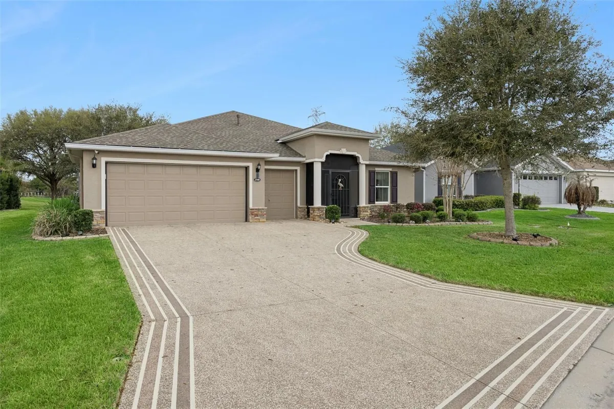 Property Slideshow image 1 of 63 | 3749 arlington ridge blvd, Leesburg, FL, 34748