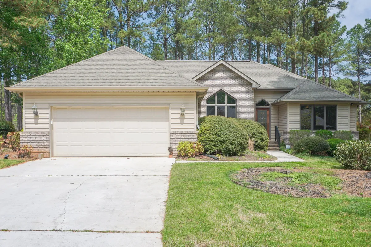 Property Slideshow image 1 of 51 | 208 bush ct, Mccormick, SC, 29835