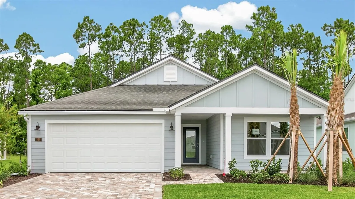 Property Slideshow image 1 of 64 | 143 greenwood dr, Palm Coast, FL, 32137