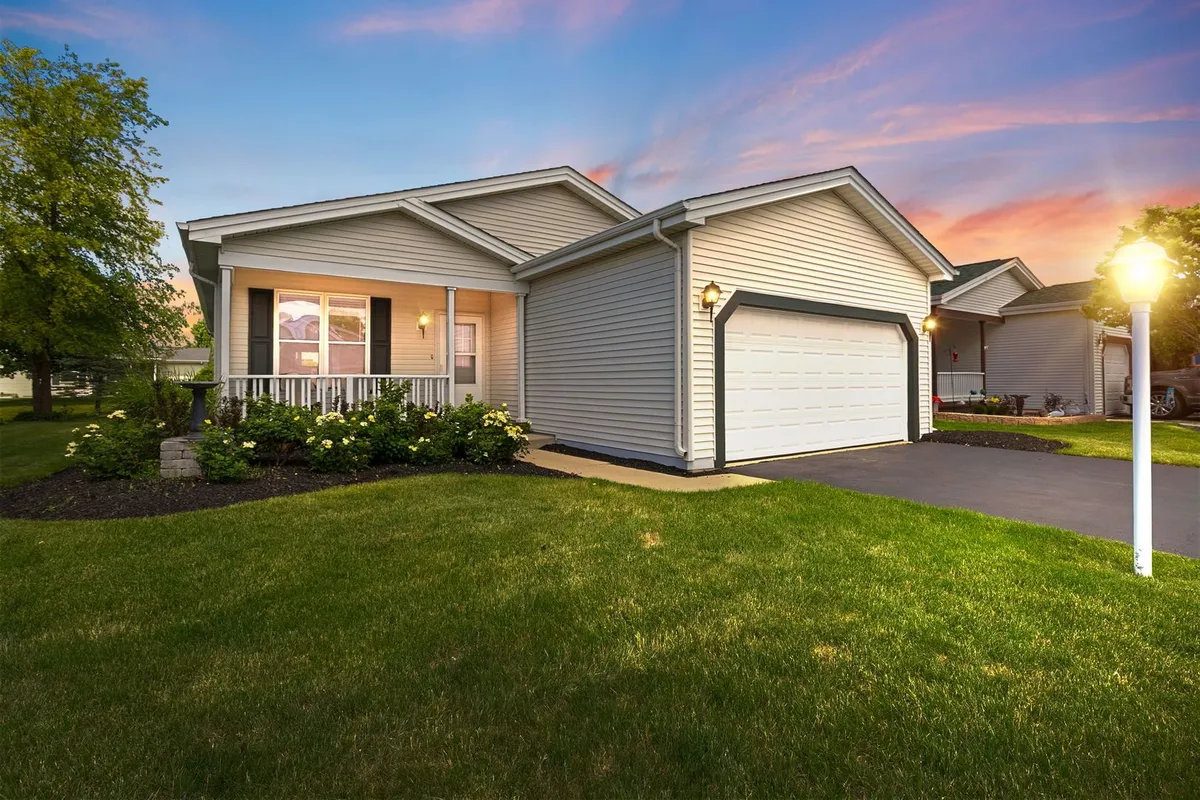 Property Slideshow image 1 of 17 | 3406 steeplechase way, Grayslake, IL, 60030