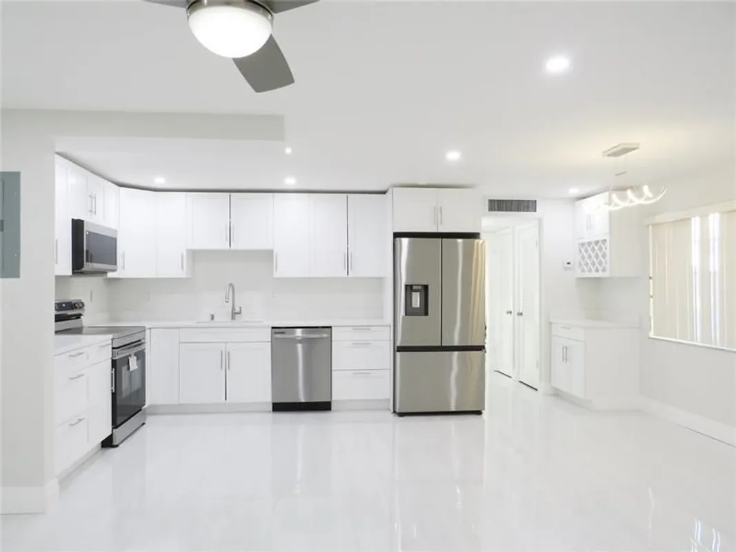 Property Slideshow image 1 of 21 | 343 normandy h # 343, Delray Beach, FL, 33484