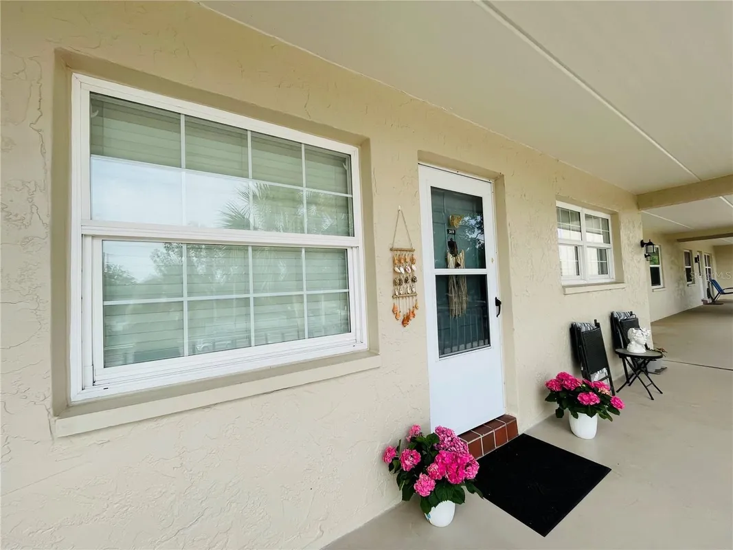 Property Slideshow image 1 of 29 | 920 virginia st 303, Dunedin, FL, 34698