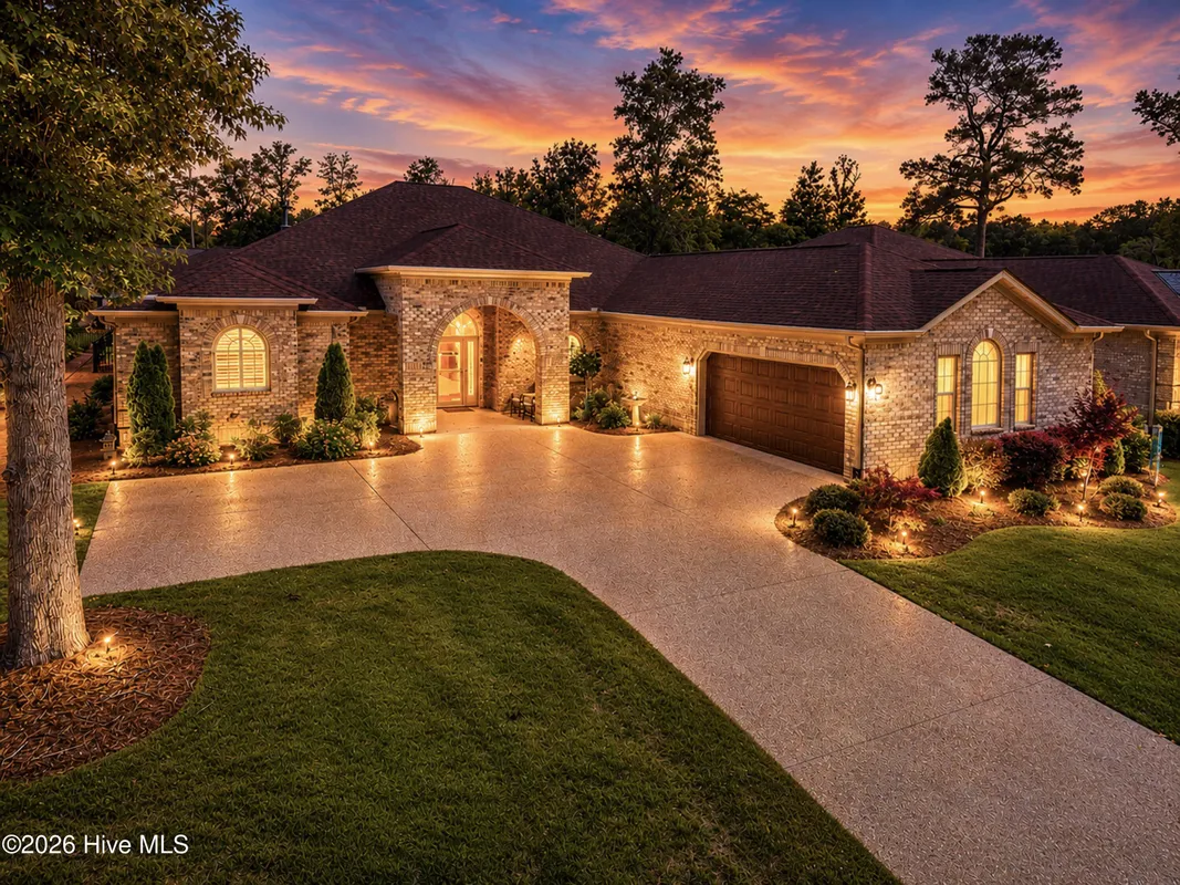 Property Slideshow image 1 of 60 | 952 jenoa loop, Castle Hayne, NC, 28429