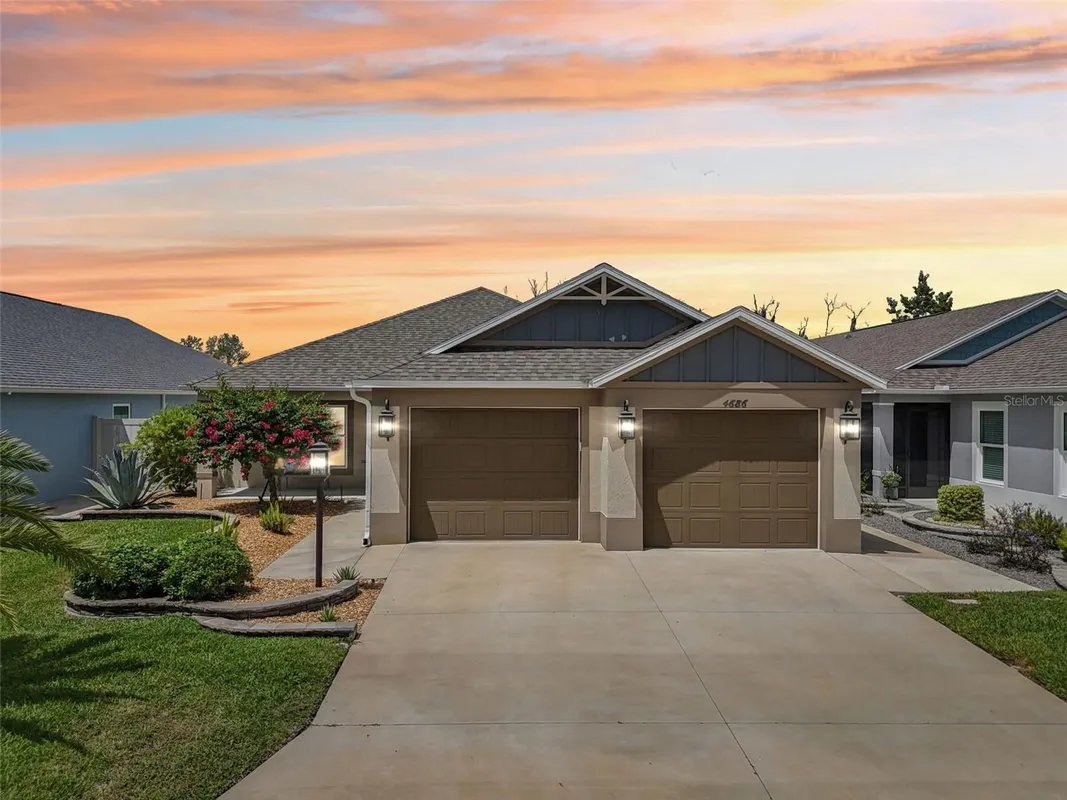 Property Slideshow image 1 of 48 | 4686 hiles pl, The Villages, FL, 32163