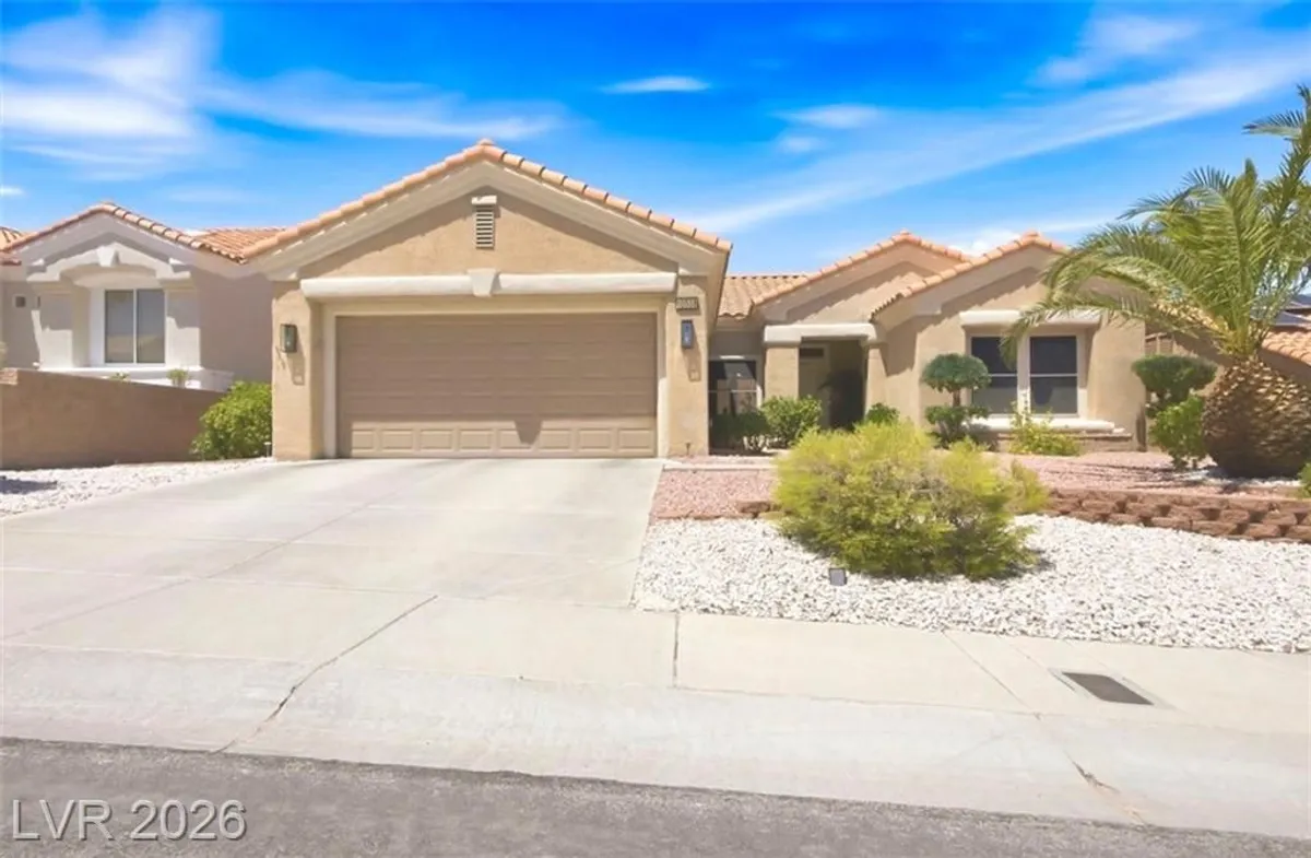 Property Slideshow image 1 of 38 | 10508 findlay ave, Las Vegas, NV, 89134