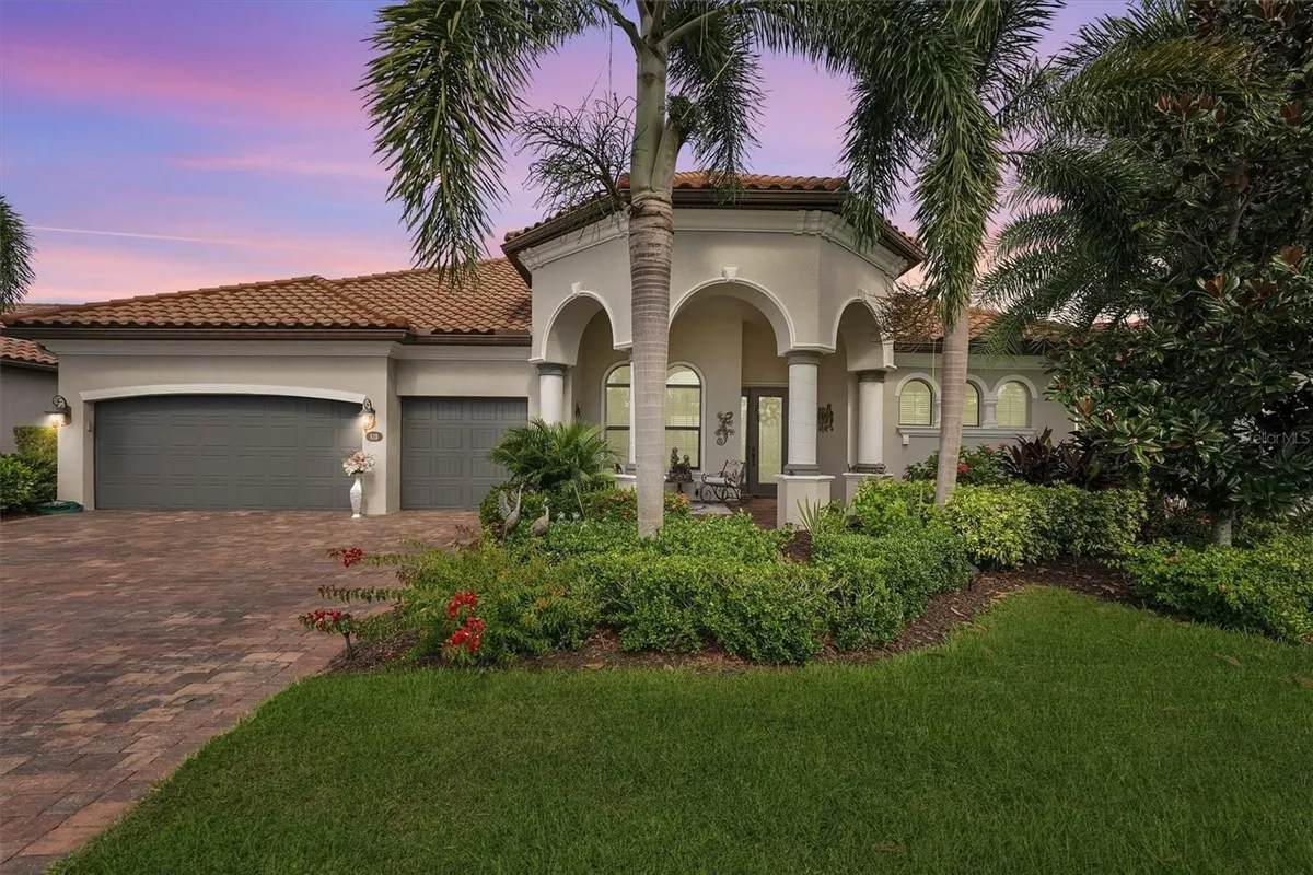 Property Slideshow image 1 of 72 | 610 moorings way, Bradenton, FL, 34212