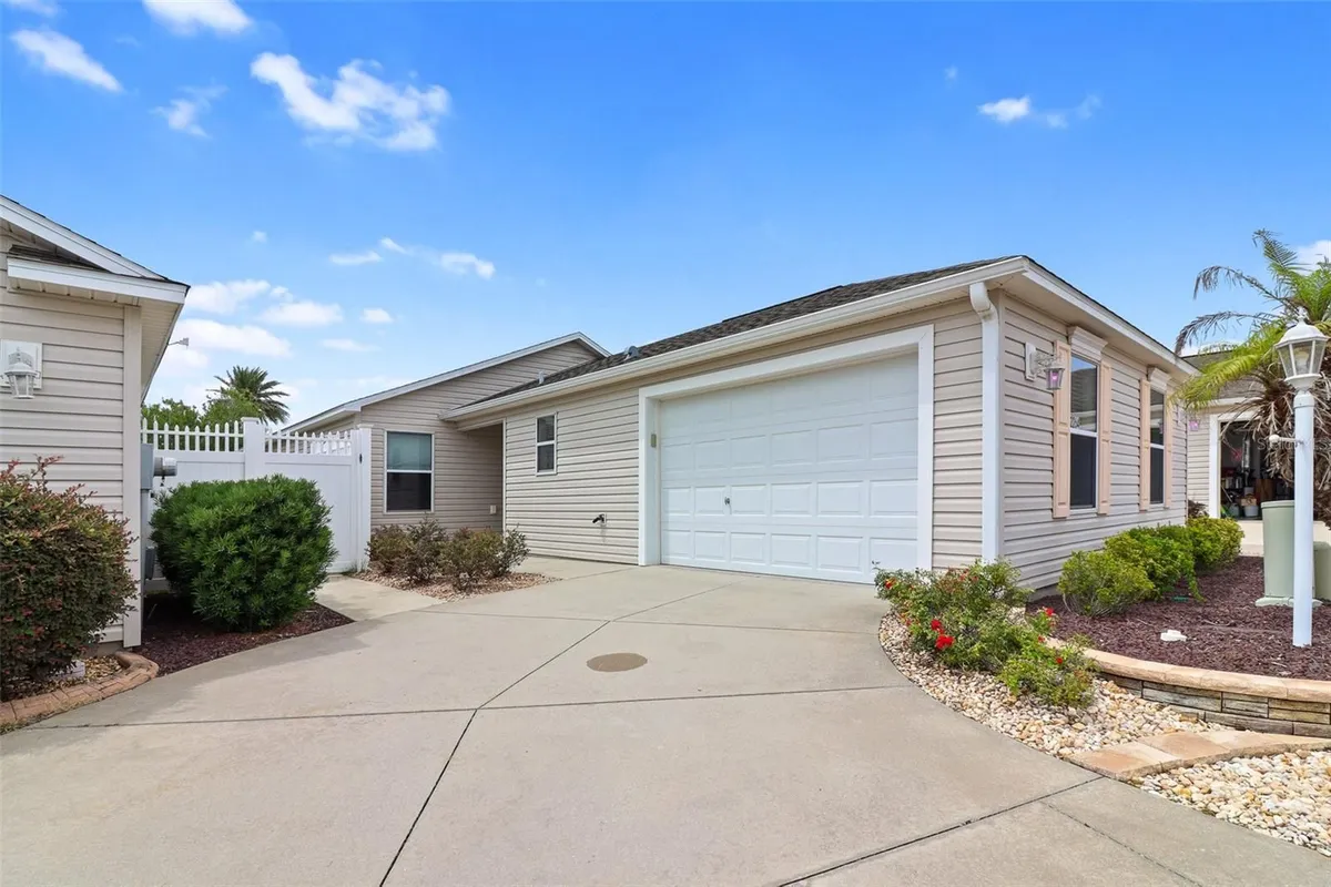 Property Slideshow image 1 of 30 | 2264 wayland st, The Villages, FL, 32162