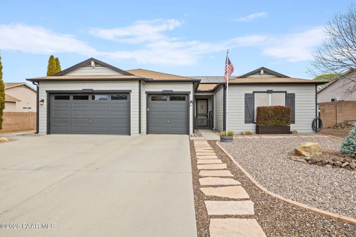Property Slideshow image 1 of 47 | 7135 n windy walk way, Prescott Valley, AZ, 86315