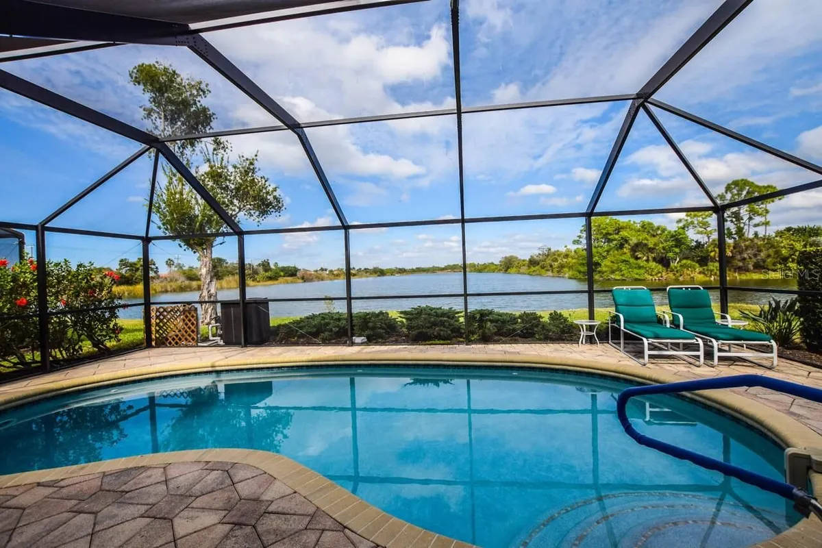 Property Slideshow image 1 of 64 | 768 harrington lake dr 106, Venice, FL, 34293