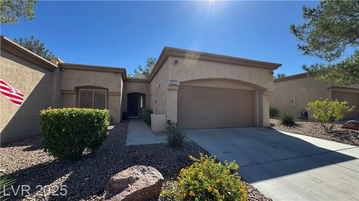 Property Slideshow image 1 of 27 | 2202 spring water dr, Las Vegas, NV, 89134