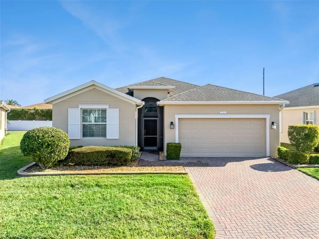 Property Slideshow image 1 of 57 | 2733 attwater loop, Winter Haven, FL, 33884