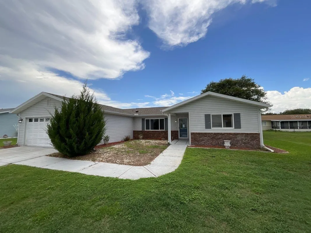 Property Slideshow image 1 of 43 | 17952 se 107th ct, Summerfield, FL, 34491