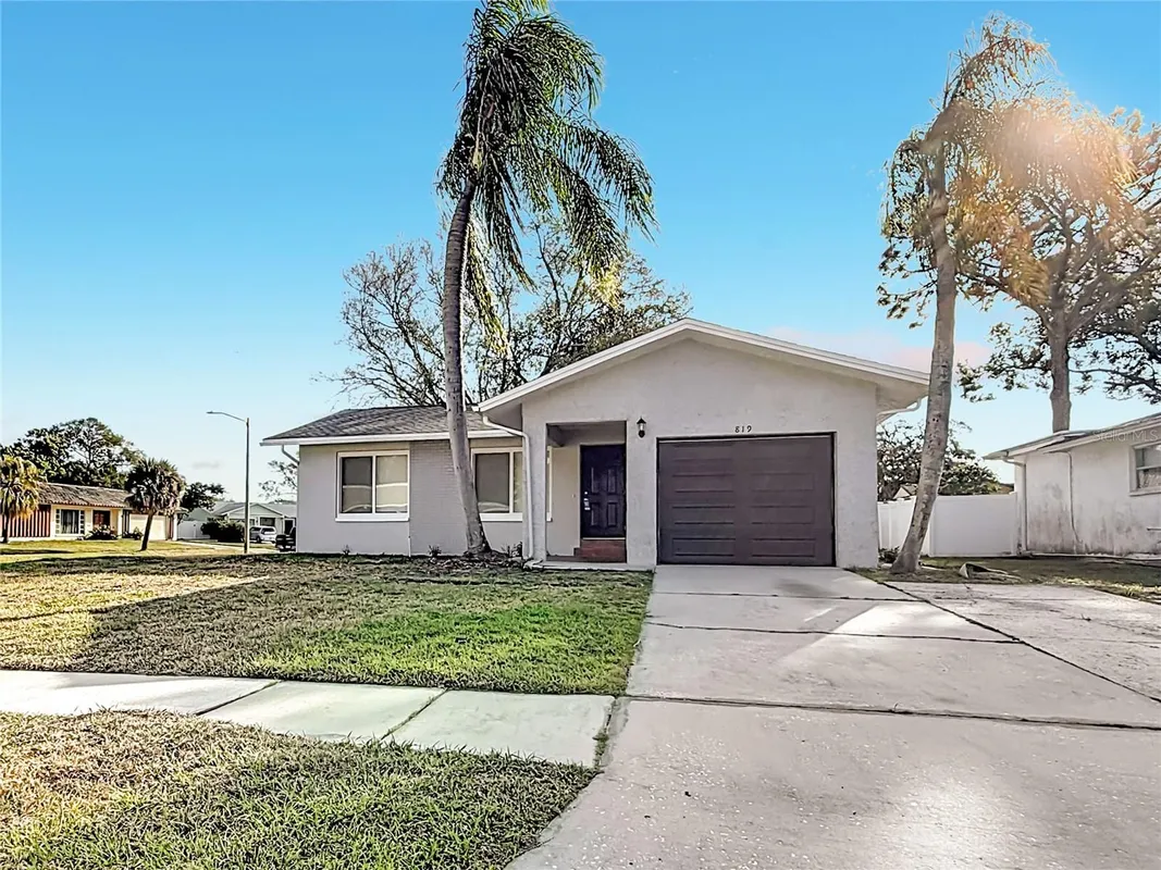 Property Slideshow image 1 of 26 | 819 helmsman way, Palm Harbor, FL, 34685