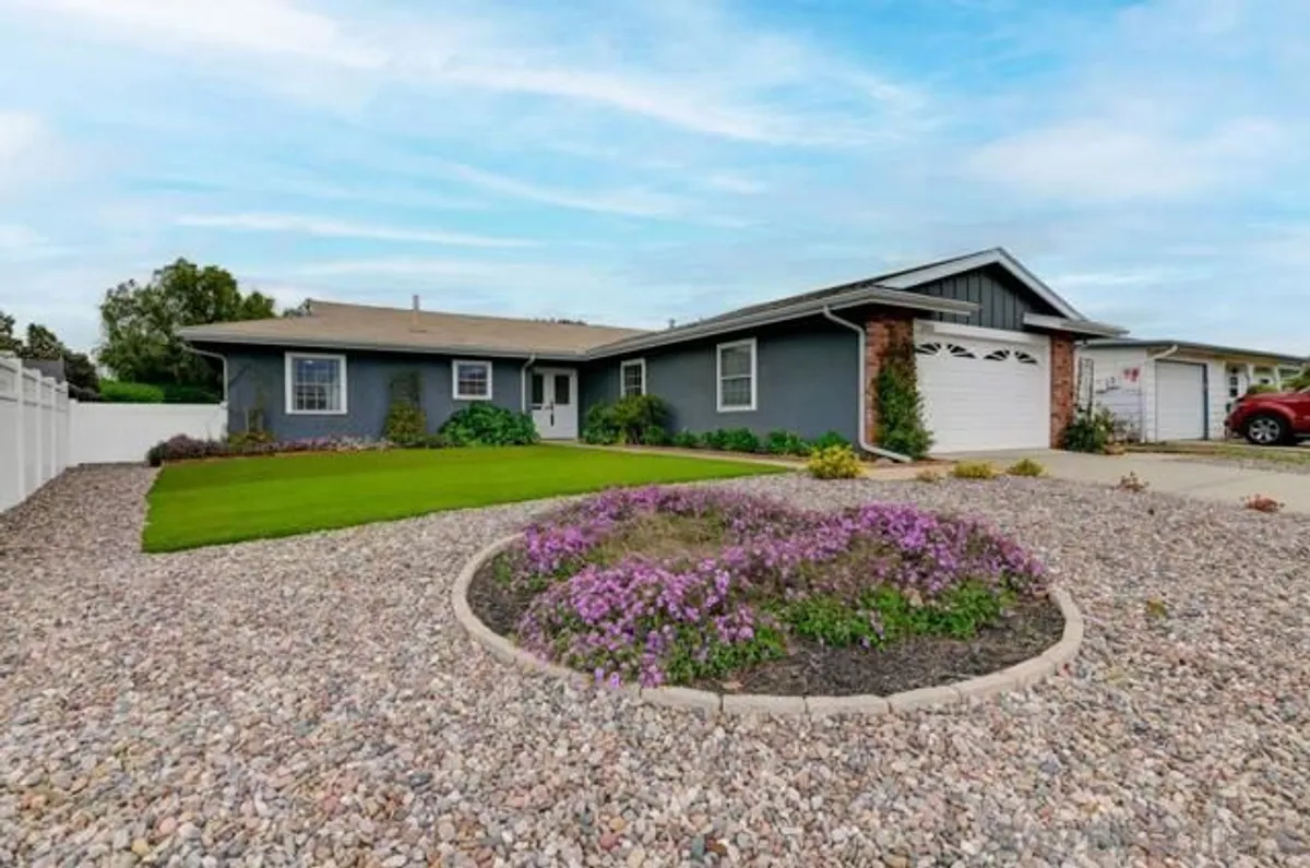 Property Slideshow image 1 of 29 | 12415 horado rd, San Diego, CA, 92128