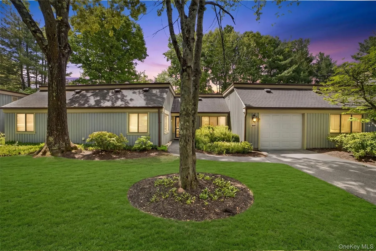 Property Slideshow image 1 of 42 | 300 heritage hls b, Somers, NY, 10589