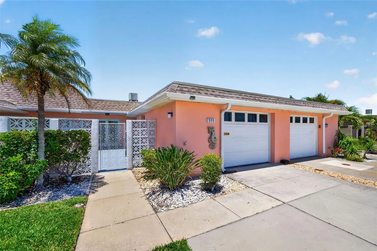 Property Slideshow image 1 of 41 | 555 boca ciega point blvd 555, St Petersburg, FL, 33708