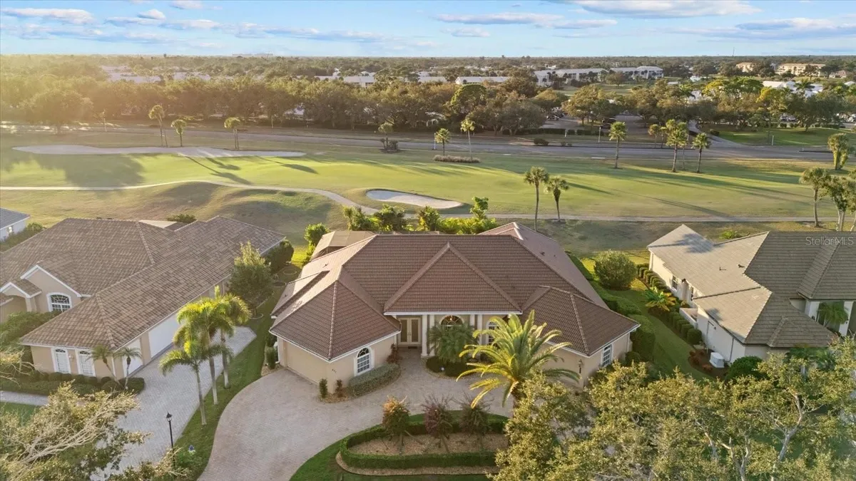 Property Slideshow image 1 of 65 | 457 sherbrooke ct, Venice, FL, 34293