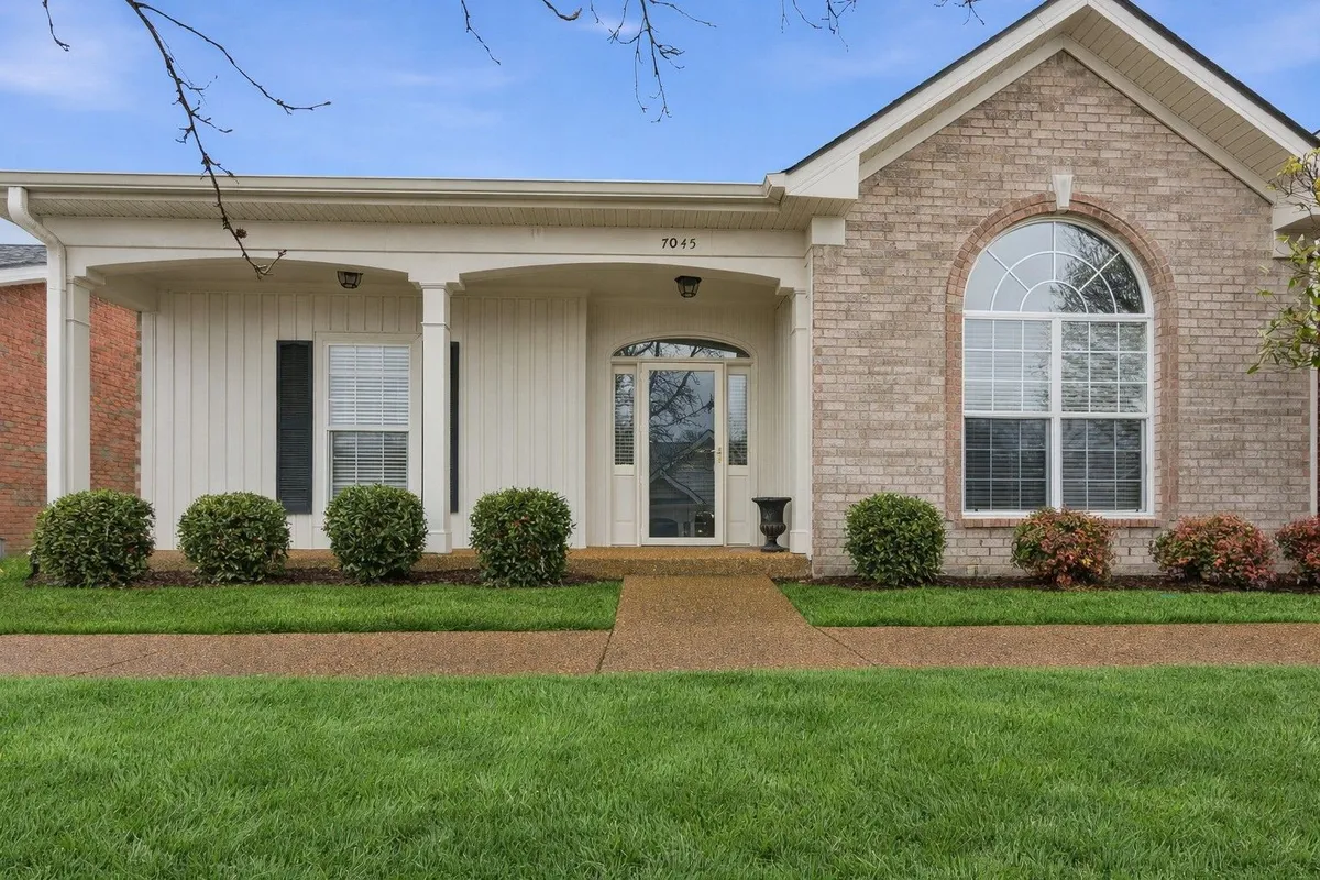 Property Slideshow image 1 of 40 | 7045 sunrise cir, Franklin, TN, 37067