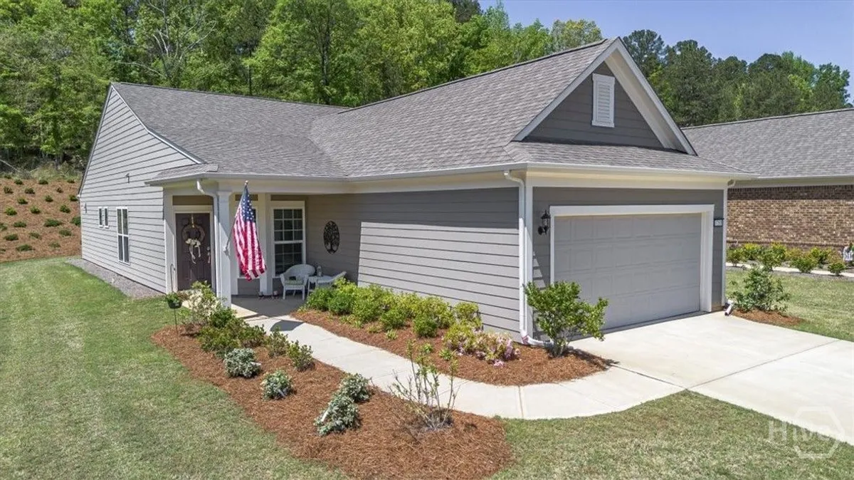 Property Slideshow image 1 of 56 | 1260 starboard way, Greensboro, GA, 30642