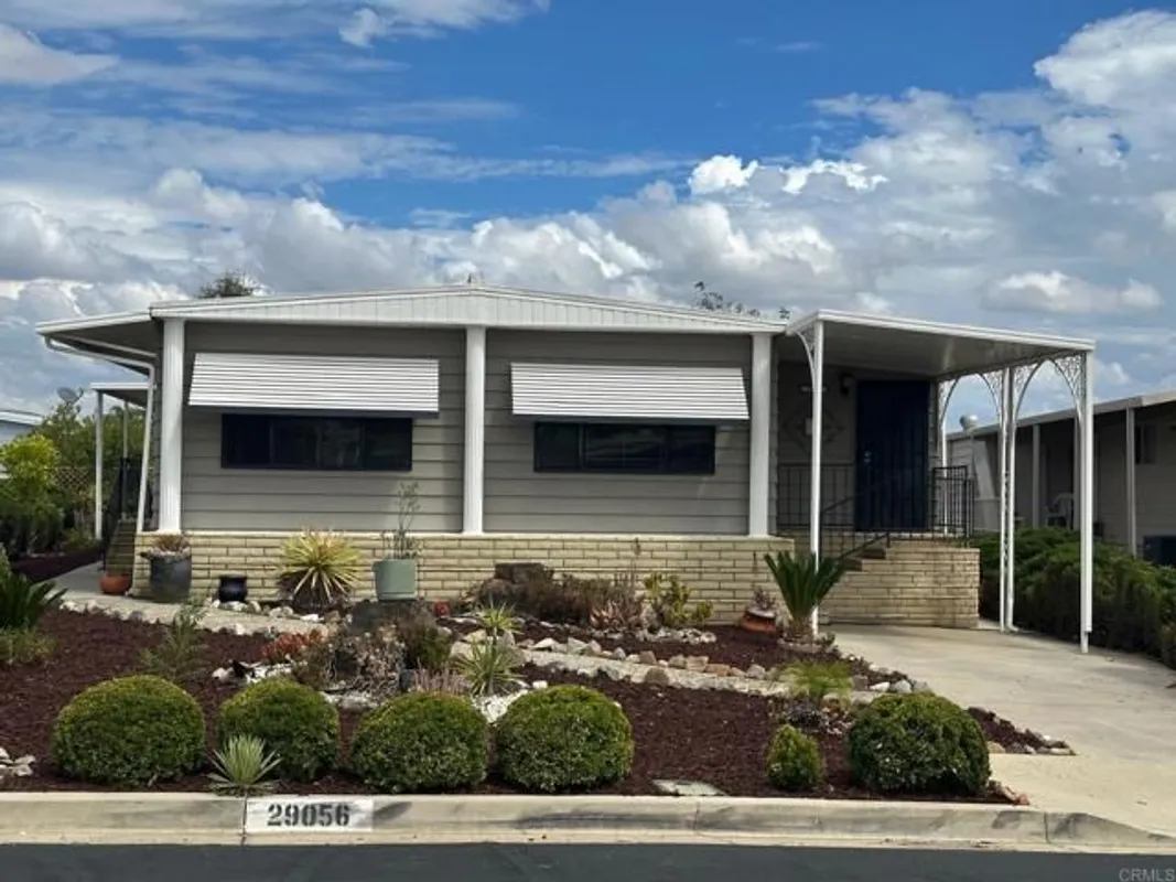 Property Slideshow image 1 of 28 | 29056 via playa del rey, Murrieta, CA, 92563