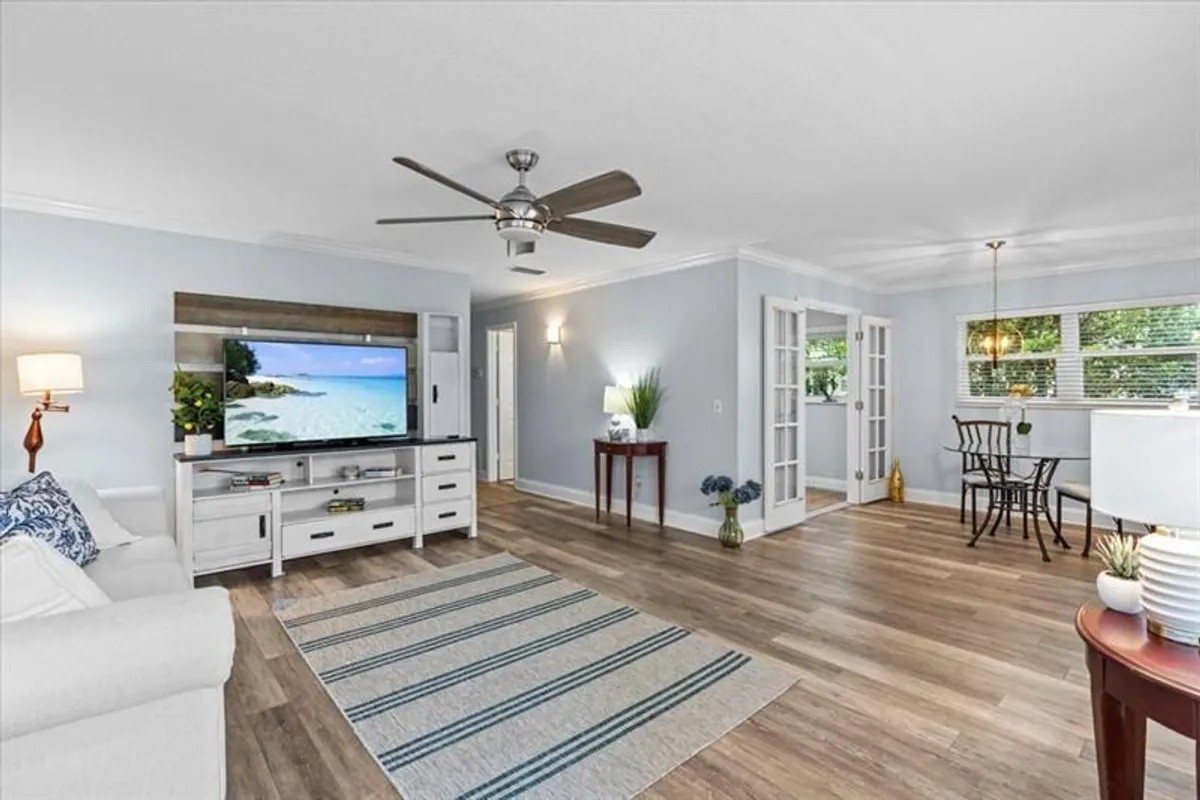 Property Slideshow image 1 of 34 | 44 vista gardens trl apt 206, Vero Beach, FL, 32962