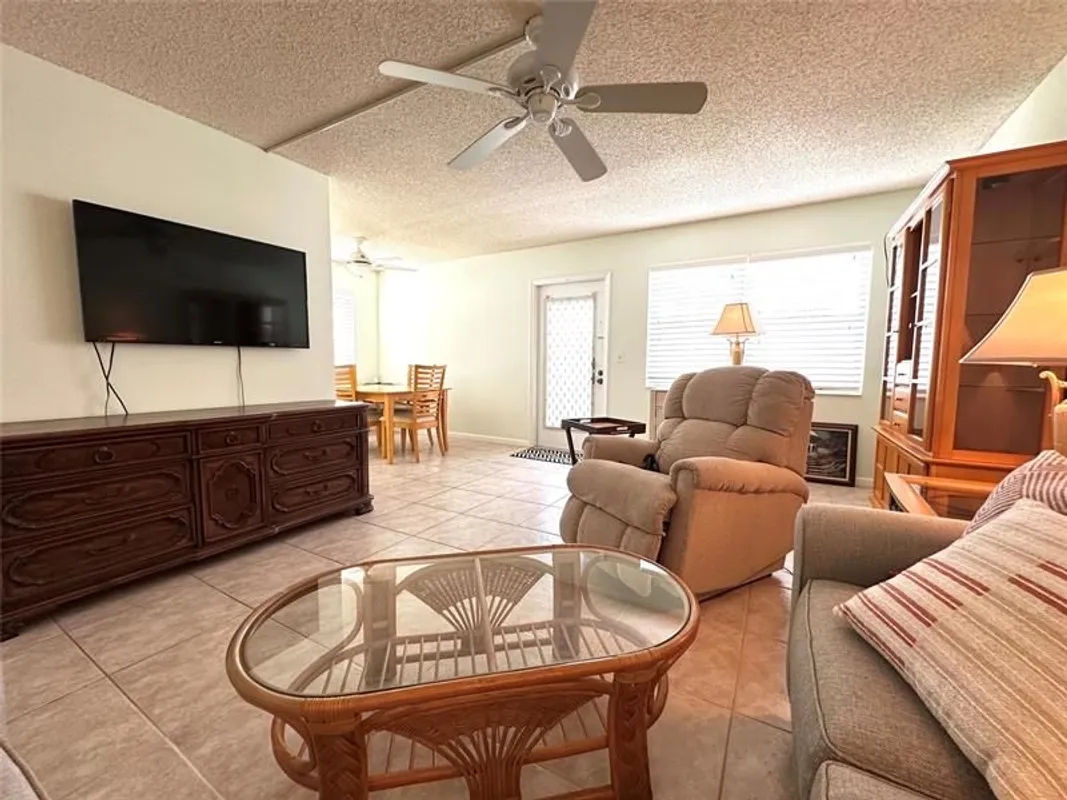 Property Slideshow image 1 of 61 | 289 markham n # 289, Deerfield Beach, FL, 33442