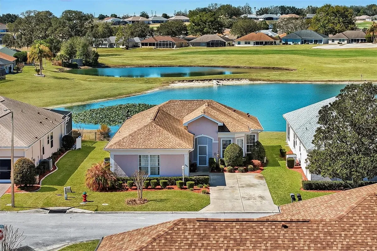 Property Slideshow image 1 of 45 | 17584 se 119th cir, Summerfield, FL, 34491