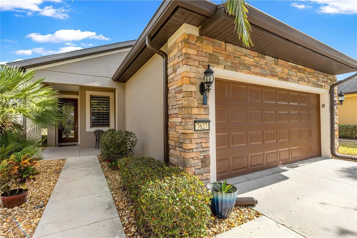 Property Slideshow image 1 of 61 | 7627 sw 94th cir, Ocala, FL, 34481