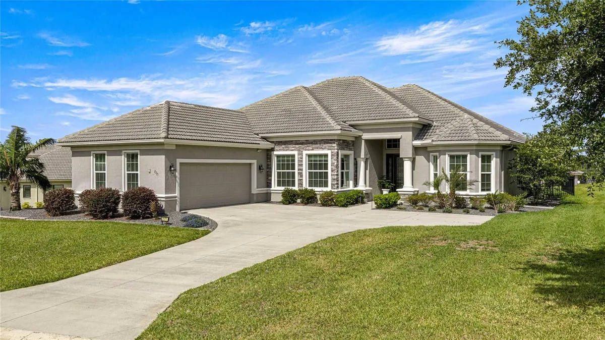 Property Slideshow image 1 of 95 | 2371 n peakview loop, Hernando, FL, 34442