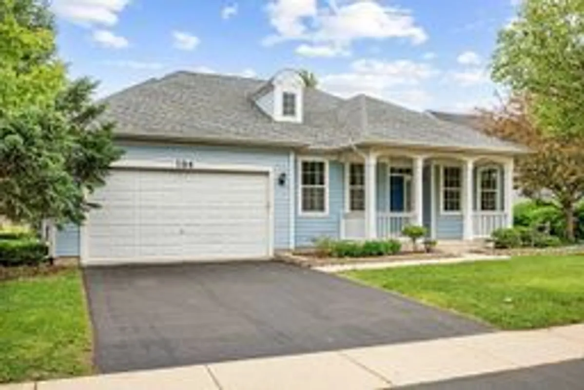 Property Slideshow image 1 of 27 | 786 bohannon cir, Oswego, IL, 60543