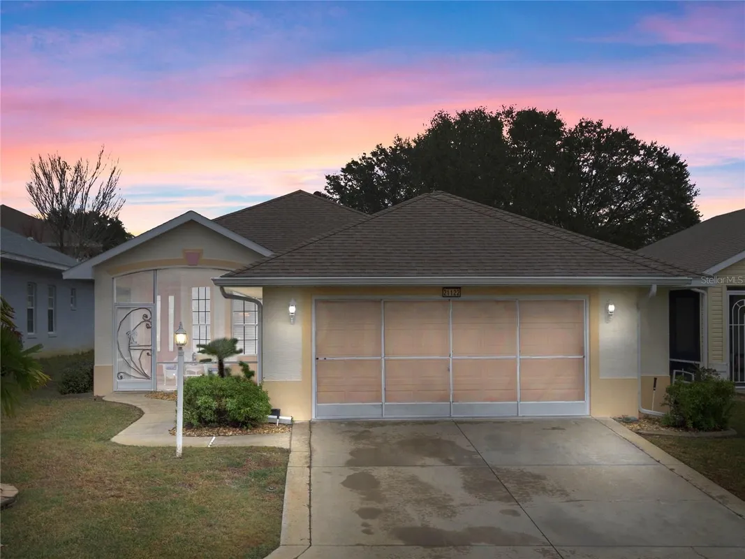 Property Slideshow image 1 of 63 | 21122 lionheart dr, Leesburg, FL, 34748
