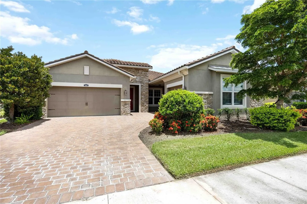 Property Slideshow image 1 of 60 | 11680 tapestry ln, Venice, FL, 34293