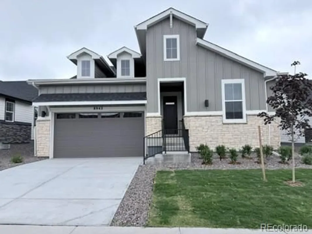 Property Slideshow image 1 of 28 | 8942 s riviera way, Aurora, CO, 80016