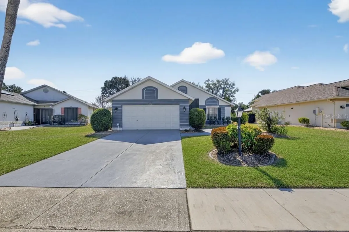 Property Slideshow image 1 of 46 | 205 linger ln, Sun City Center, FL, 33573