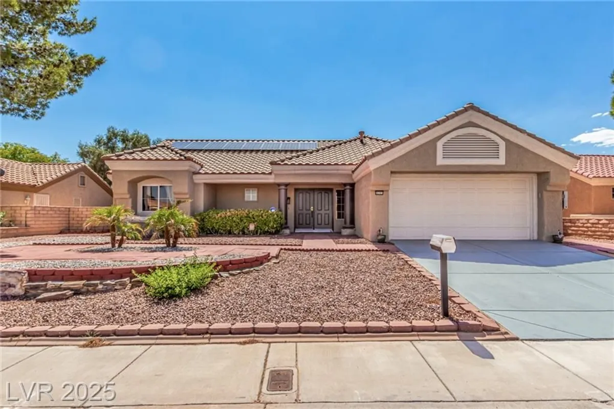 Property Slideshow image 1 of 42 | 8705 villa ridge dr, Las Vegas, NV, 89134
