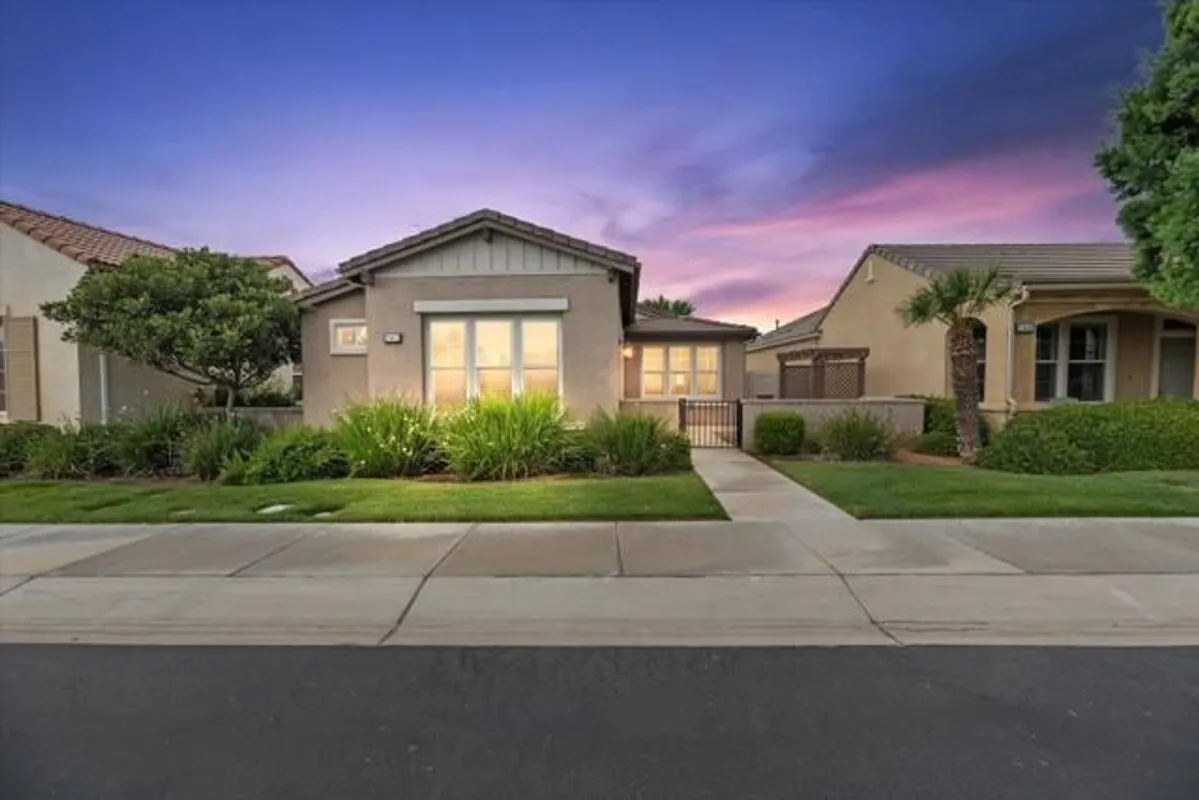 Property Slideshow image 1 of 44 | 1563 quiet crk, Beaumont, CA, 92223