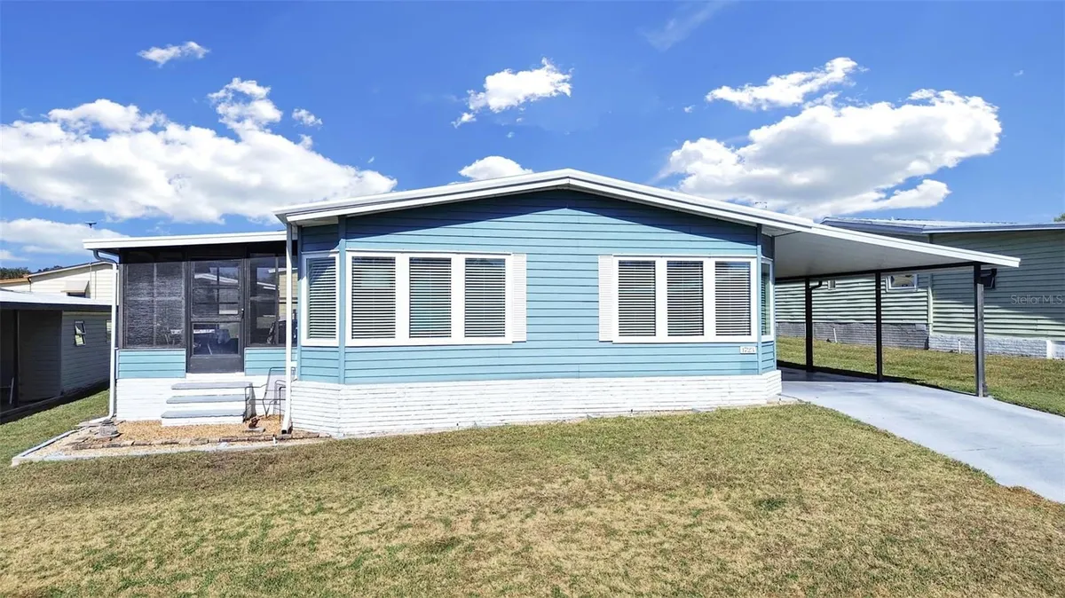 Property Slideshow image 1 of 39 | 1723 sherwood hill dr, Lakeland, FL, 33810