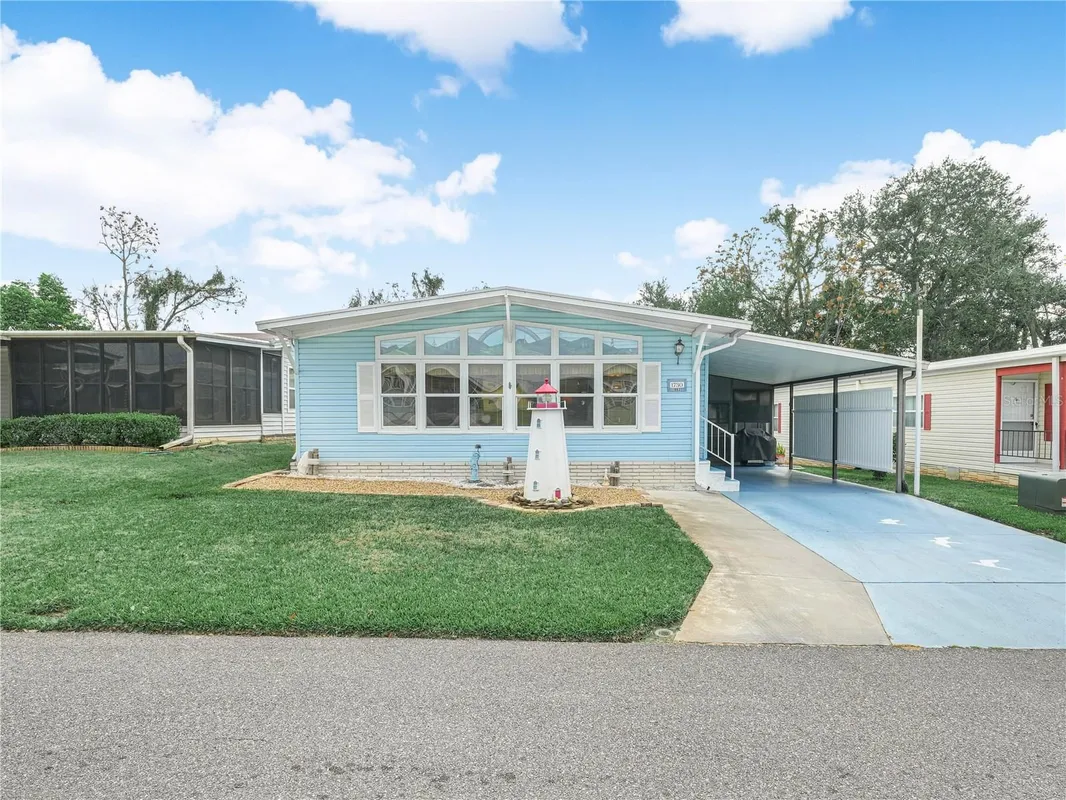 Property Slideshow image 1 of 29 | 1730 sherwood hill dr, Lakeland, FL, 33810