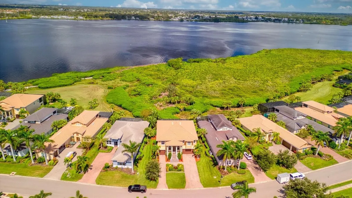 Property Slideshow image 1 of 70 | 5120 tidewater preserve blvd, Bradenton, FL, 34208