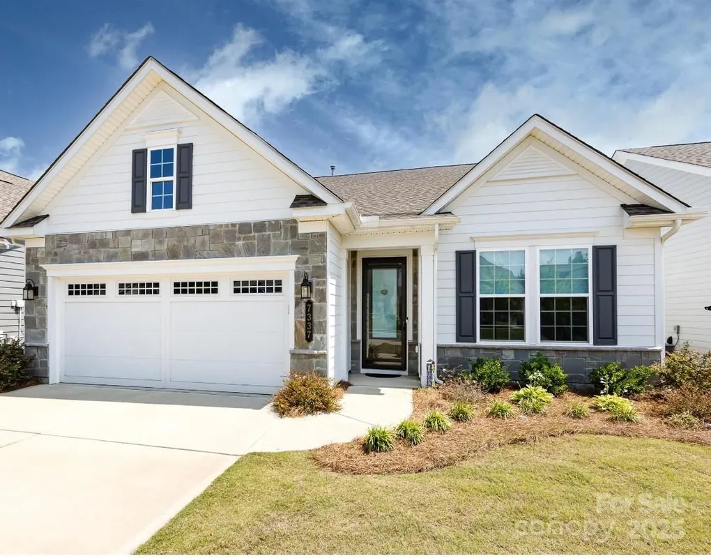 Property Slideshow image 1 of 28 | 7337 overjoyed crossing, Charlotte, NC, 28215