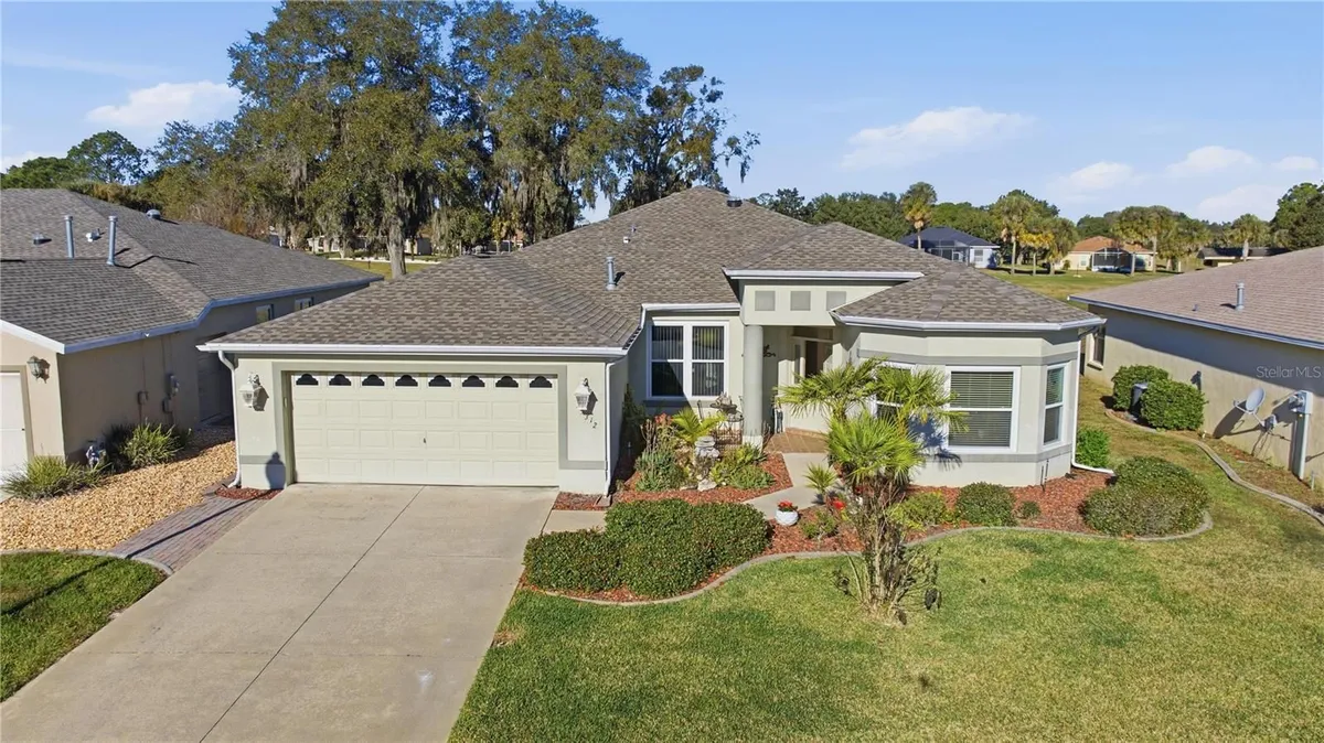 Property Slideshow image 1 of 48 | 15312 sw 14th avenue rd, Ocala, FL, 34473