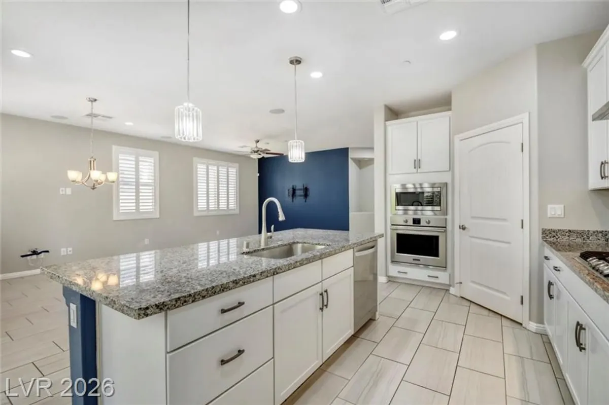 Property Slideshow image 1 of 34 | 1843 kinglake st, Henderson, NV, 89044