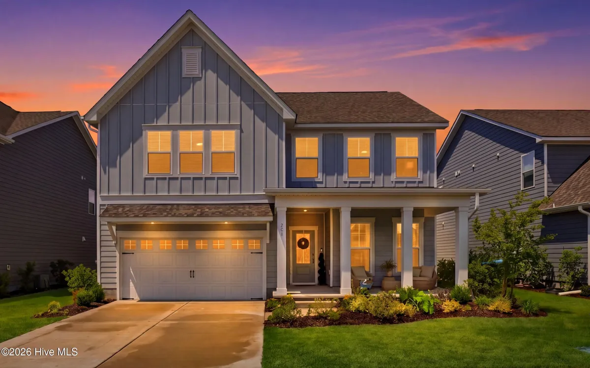 Property Slideshow image 1 of 42 | 721 caisson run, Wilmington, NC, 28412