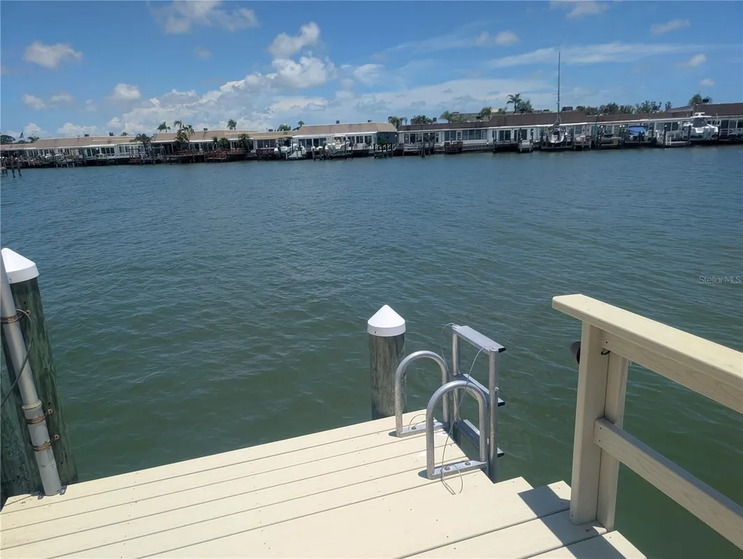 Property Slideshow image 1 of 21 | 542 boca ciega point blvd 2108, Madeira Beach, FL, 33708